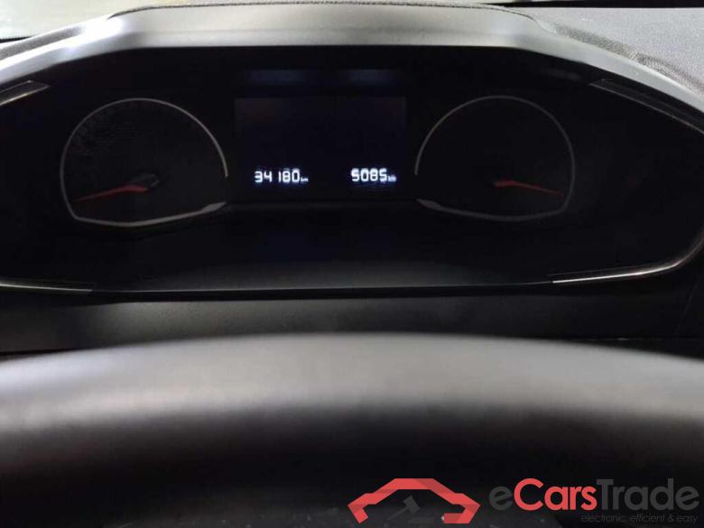 PEUGEOT 208 1.2 PT Active #5