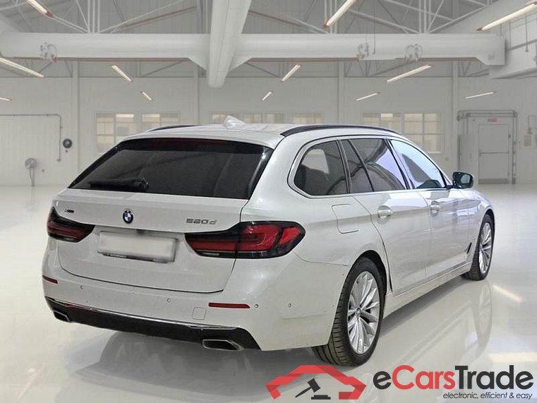 BMW SERIE 5 / 2020 / 5P / STATION WAGON 520D XDRIVE LUXURY AUTO MH48V TOURING #2