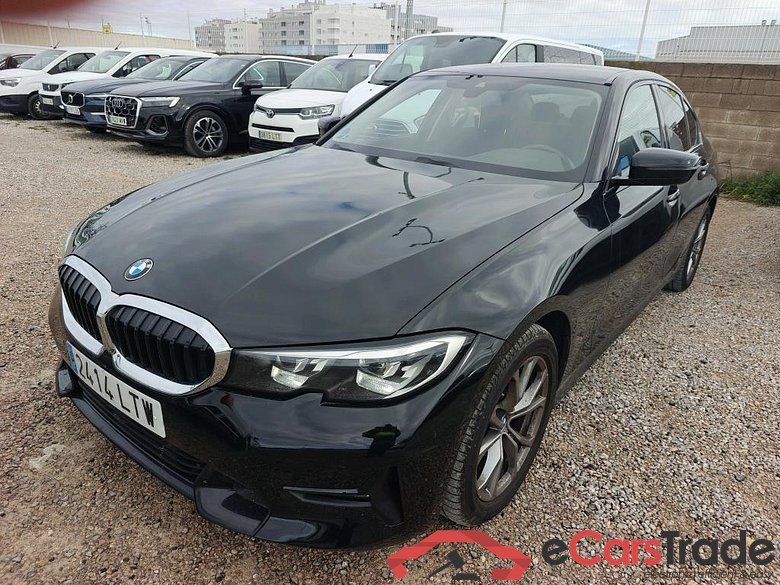 BMW Serie 3 / 2018 / 4P / sedán 318d Auto. #1