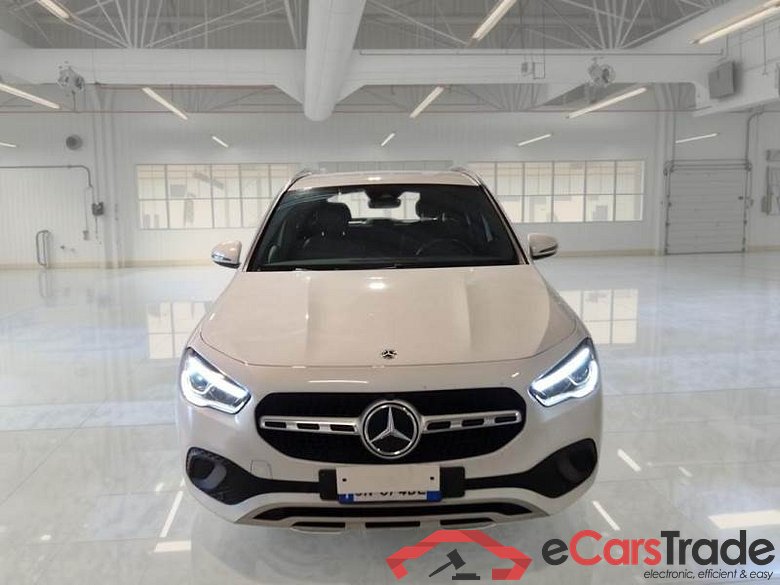 MERCEDES-BENZ GLA / 2020 / 5P / CROSSOVER GLA 250 E PLUG-IN HYBRID AUTO BUS EXTRA #6