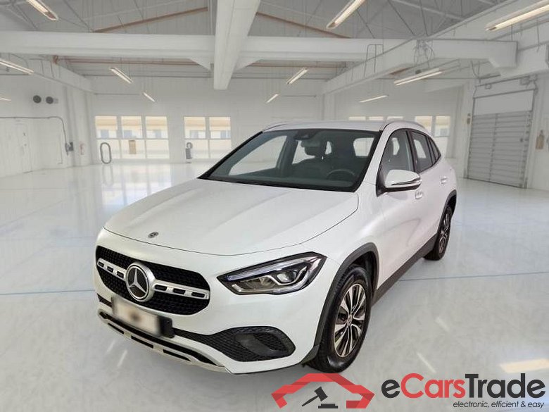 MERCEDES-BENZ GLA / 2020 / 5P / CROSSOVER GLA 250 AUTOMATIC EQ-POWER SPORT