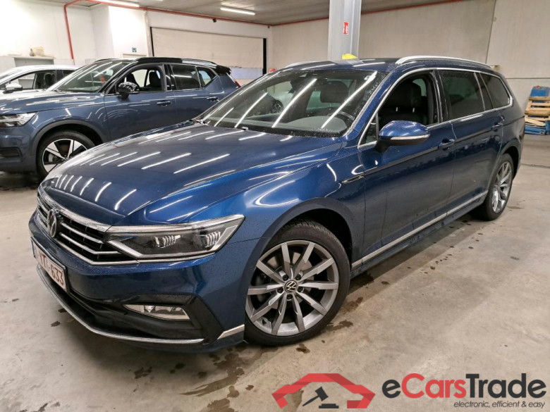 Volkswagen Passat Variant 2.0 TDI R-Line Aut. LED-Matrix Navi Sport-Leather ACC KeylessGo Klima PDC ...