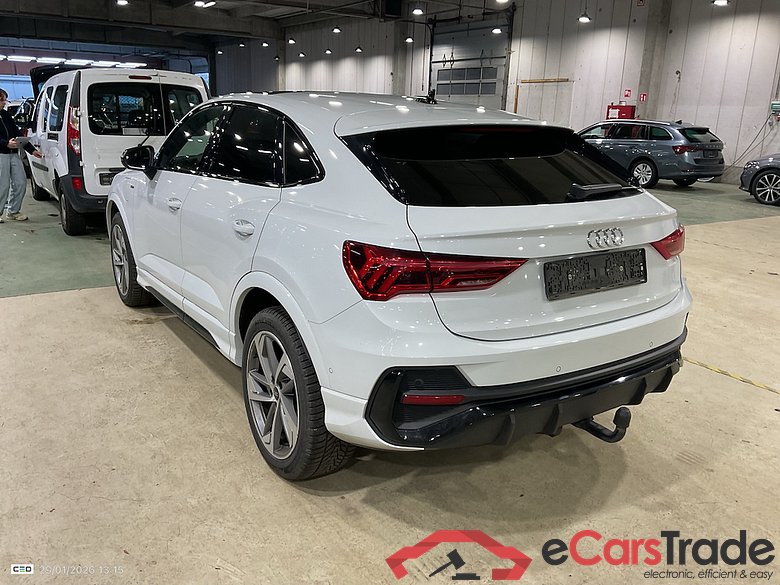 AUDI Q3 Sportback 1.4 45 TFSI E S TRONIC S LINE #3