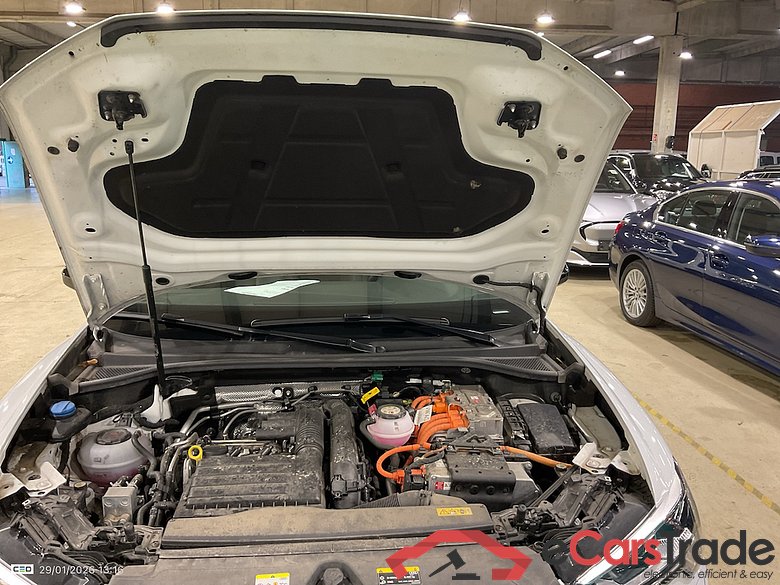 AUDI Q3 Sportback 1.4 45 TFSI E S TRONIC S LINE #6