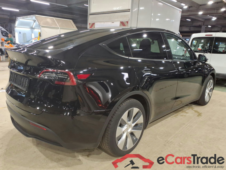 TESLA MODEL Y BEV AUTO RWD #4