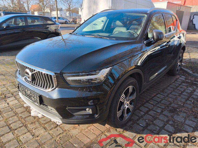 Volvo XC40 (2017->) DE - SUV5 B4 2WD EU6d, Inscription (EURO 6d), 2020 - 2022 #1