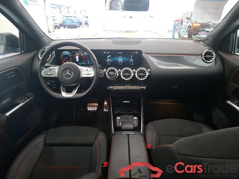 MERCEDES-BENZ GLA / 2020 / 5P / SUV GLA 250 e AMG LINE DCT #5