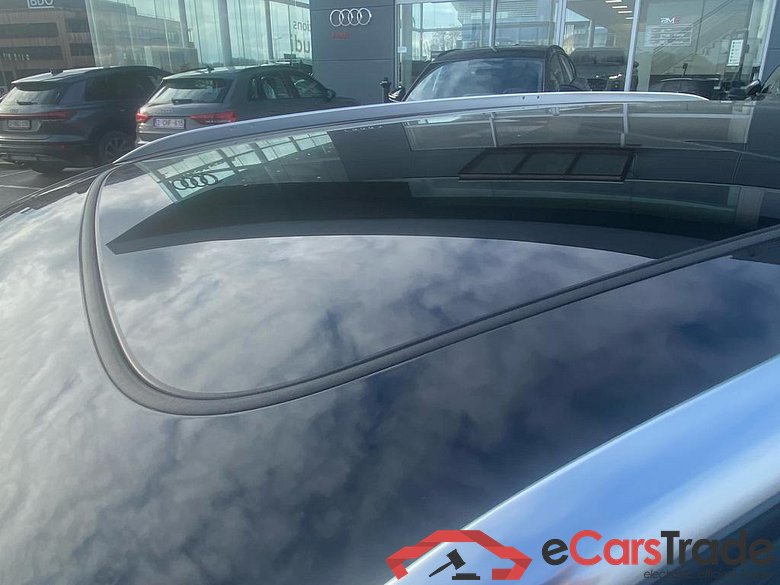 AUDI Q4 e-tron Audi Q4  S line 50 e-tron quattro 220,00 kW #3