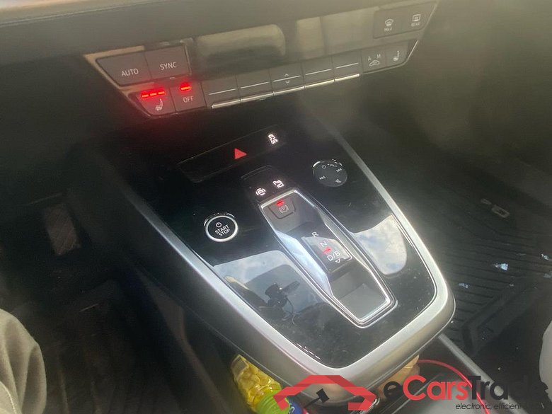 AUDI Q4 e-tron Audi Q4  S line 50 e-tron quattro 220,00 kW #6