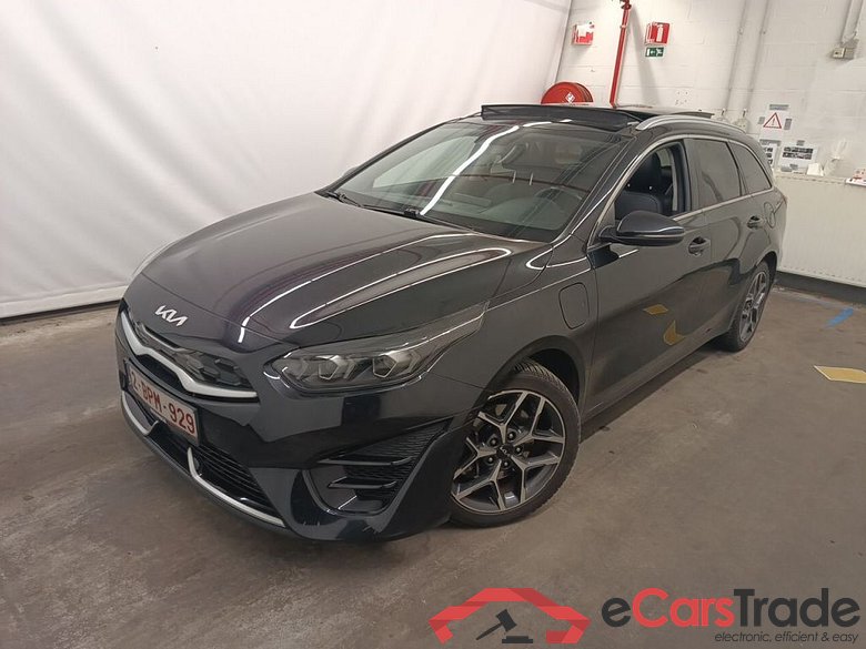 KIA cee'd Sportswagon Business Line 1.6 GDi PHEV DCT 5d