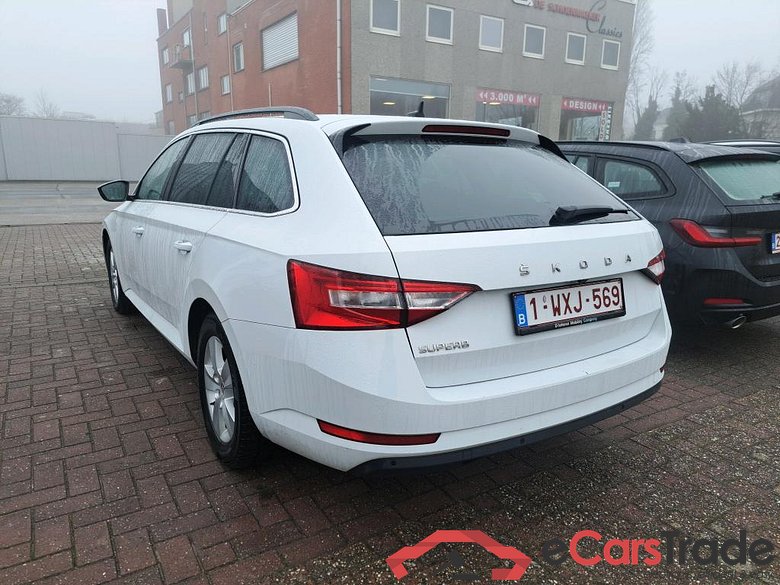 SKODA SUPERB COMBI DIESEL - 2015 1.6 CR TDi Ambition DSG (EU6.2) #3