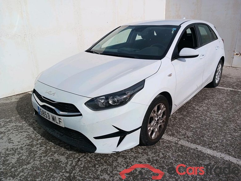 KIA Ceed / 2021 / 5P / berlina con portón 1.6 MHEV iMT 100kW (136CV) Concept