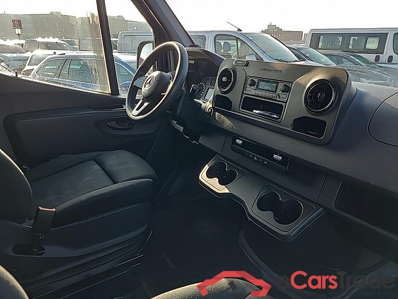 MERCEDES-BENZ Sprinter GB eSprinter GB L2 35kWh 4D #6