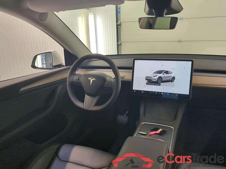 Tesla Model Y Long Range AWD 75kWh #3