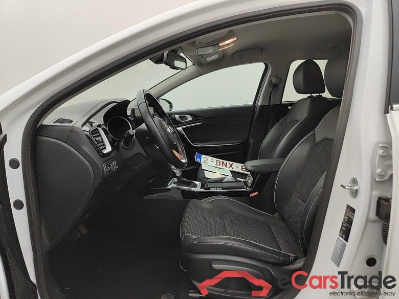 KIA XCeed 1.6 GDi PHEV DCT Business Line 5d #3