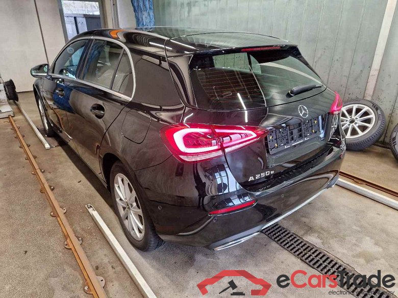 Mercedes-Benz A (BM 177)(03.2018->) DE - LimS5 A 250 e EU6d, Progressive (EURO 6d), 2019 - 2022 #4