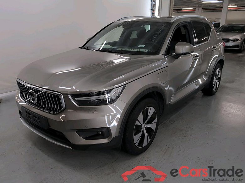 VOLVO XC40 1.5 T5 PHEV Recharge Pro DCT #1