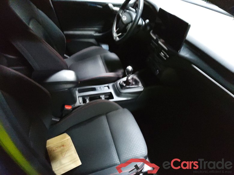 FORD Focus BERLINA 1.0 Ecoboost MHEV 92KW (125CV) S6.2 [2023. ST Line #3