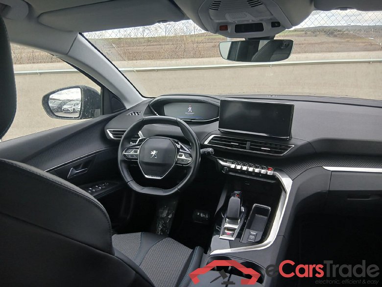 PEUGEOT 3008 Hybrid / 2020 / 5P / todoterreno 225 e-EAT8 Allure (AC2) #3