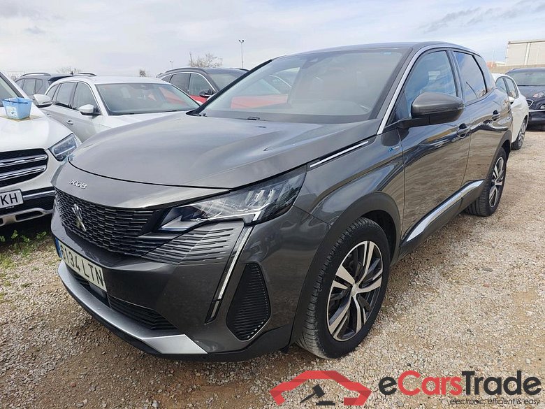PEUGEOT 3008 Hybrid / 2020 / 5P / todoterreno 225 e-EAT8 Allure (AC2) #1