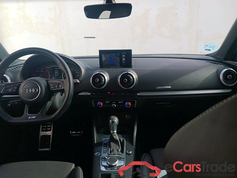 AUDI A3 / 2016 / 4P / sedán Sedan Black line 35 TDI 110kW S tronic #3