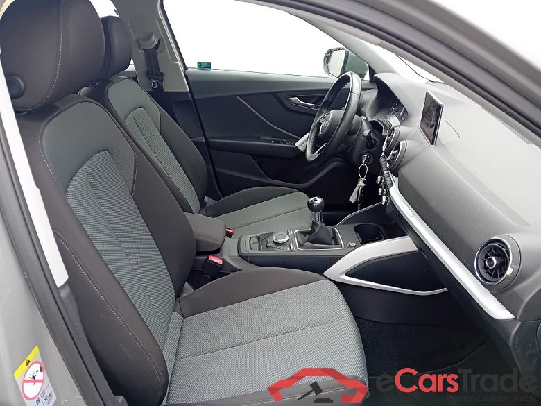 AUDI Q2 / 2016 / 5P / todoterreno Design 30 TFSI 85kW (116CV) #6