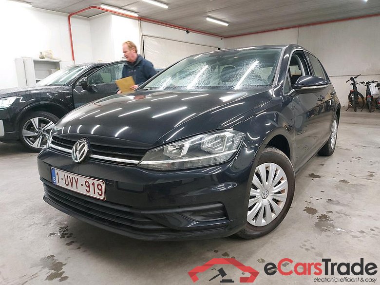 VOLKSWAGEN - VW  GOLF TSi 110PK Trendline Pack Business * PETROL *