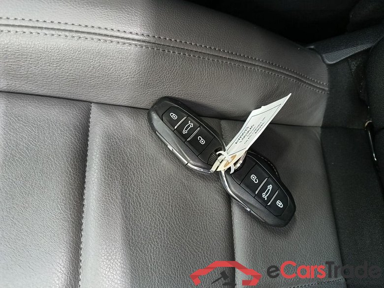 CITROEN C5 AIRCROSS 1.6 PureTech 225 (181+44) Shine S&S PHEV (EU6.2) 5d #4