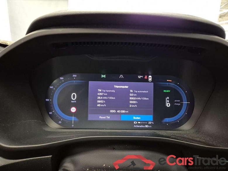 VOLVO XC40 Recharge P8 AWD R-Design #4