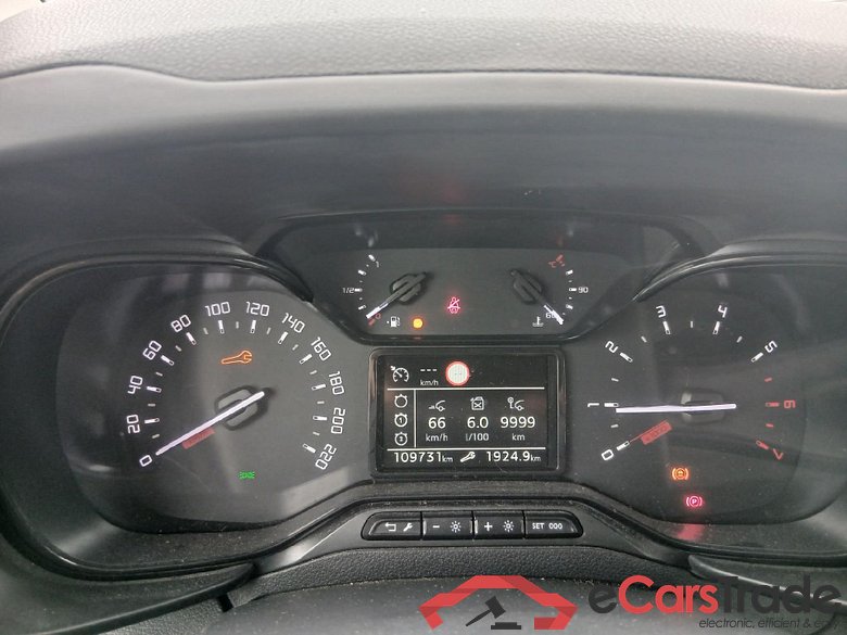 CITROEN Berlingo / 2018 / 4P / combi Talla M BlueHDi 100 LIVE (AC) #4