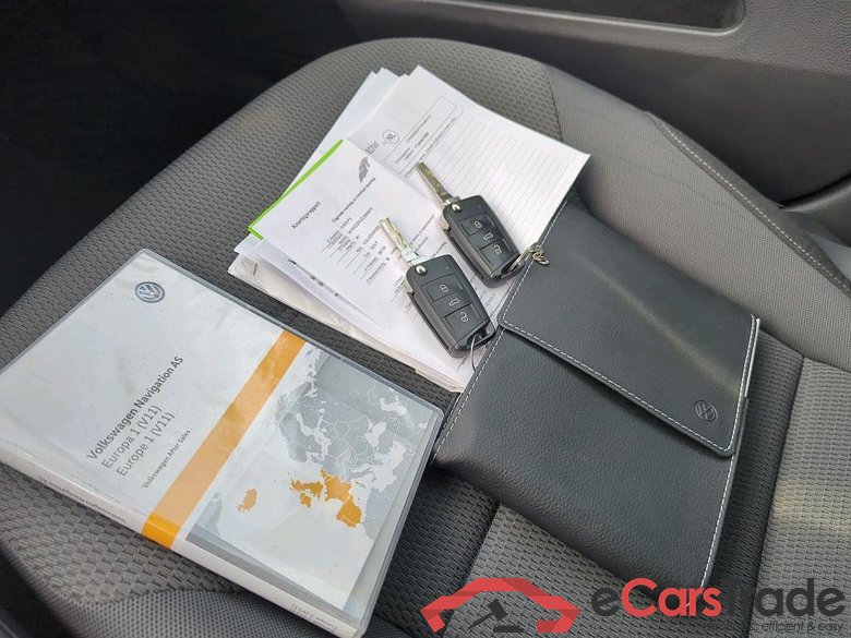 VOLKSWAGEN e-Golf 100 kW #6