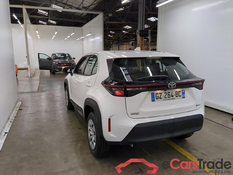 TOYOTA Yaris Cross Hybride / 2021 / 5P / SUV 1.5 HYBRID 116H DYNAMIC AUTO #4