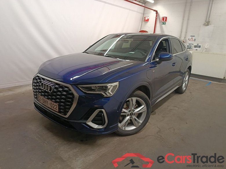 Audi Q3 Sportback 45 TFSI e S tronic S Line 5d #1