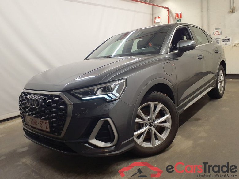 Audi Q3 Sportback 45 TFSI e S tronic S Line 5d #1