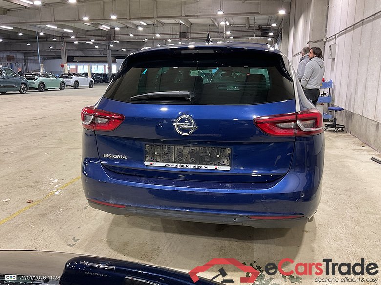OPEL INSIGNIA SPORTS TOURER DIESEL 1.5 Turbo D Ultimate #5