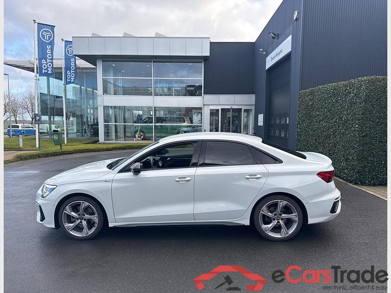 AUDI A3 Sedan Audi A3 Berline S line 35 TFSI  110(150) kW(ch) 6 vitesses #1