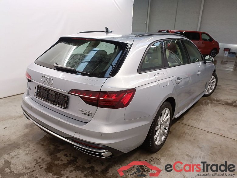 AUDI A4 AVANT DIESEL - 2020 40 TDi 204hp Quattro Advanced S tronic 5d #2