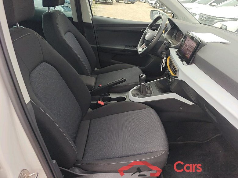 SEAT Arona / 2017 / 5P / todoterreno 1.0 TSI 81kW (110CV) Style Plus (AC) #6