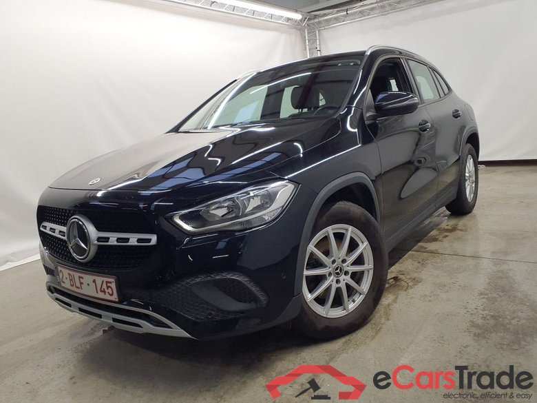 Mercedes-Benz GLA GLA 180 d Business Solution Essential 5d