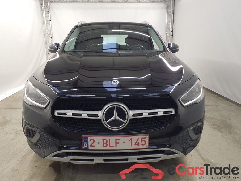 Mercedes-Benz GLA GLA 180 d Business Solution Essential 5d #5