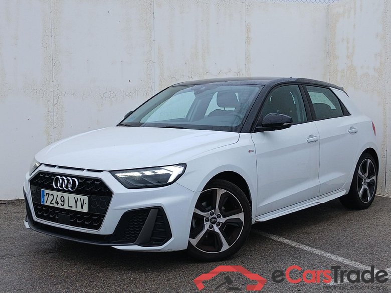 AUDI A1 / 2018 / 5P / berlina con portón Sportback Adrenalin 30 TFSI 81kW S tron(SP)