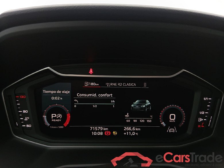 AUDI A1 / 2018 / 5P / berlina con portón Sportback Adrenalin 30 TFSI 81kW S tron(SP) #4