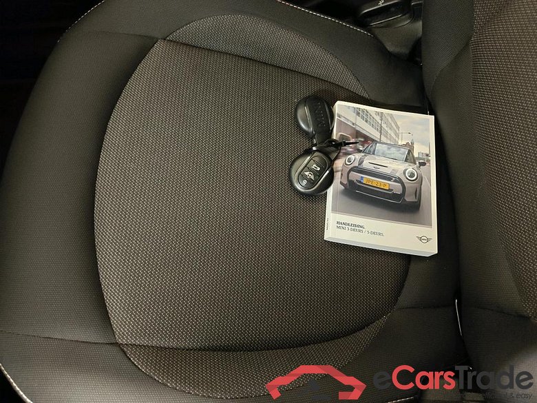 MINI One Automaat 5d #4