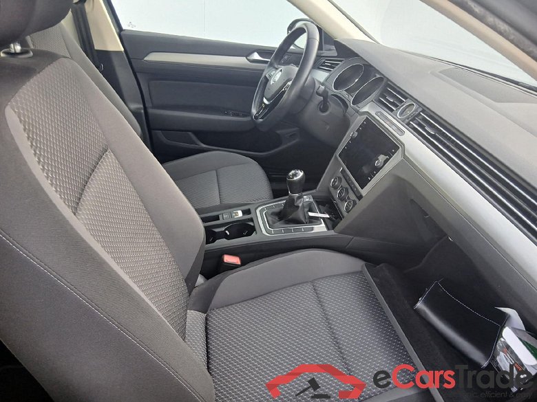 VOLKSWAGEN Passat / 2014 / 4P / sedán Edition 2.0 TDI 110kW (150CV) #6