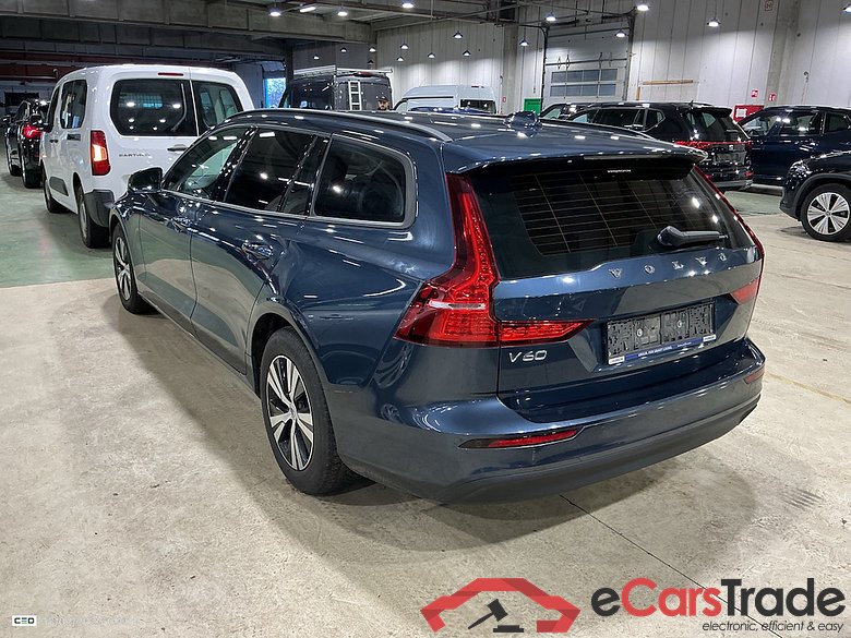 VOLVO V60 DIESEL - 2018 2.0 D3 Geartronic STOCK #3