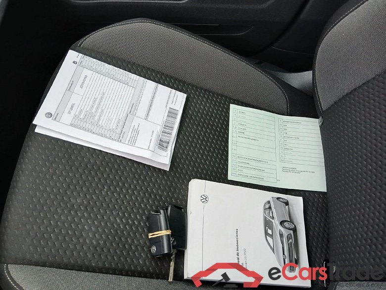 VOLKSWAGEN Polo / 2021 / 5P / berlina con portón Life 1.0 TSI 70kW (95CV) #5