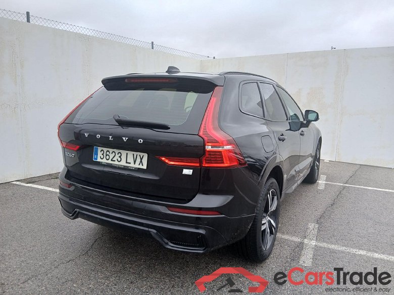 VOLVO XC60 / 2017 / 5P / todoterreno 2.0 T6 AWD Recharge R-Design Auto #2