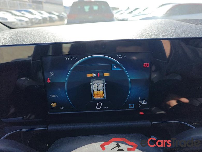 MERCEDES-BENZ Clase B / 2019 / 5P / monovolumen compacto B 180 d #4