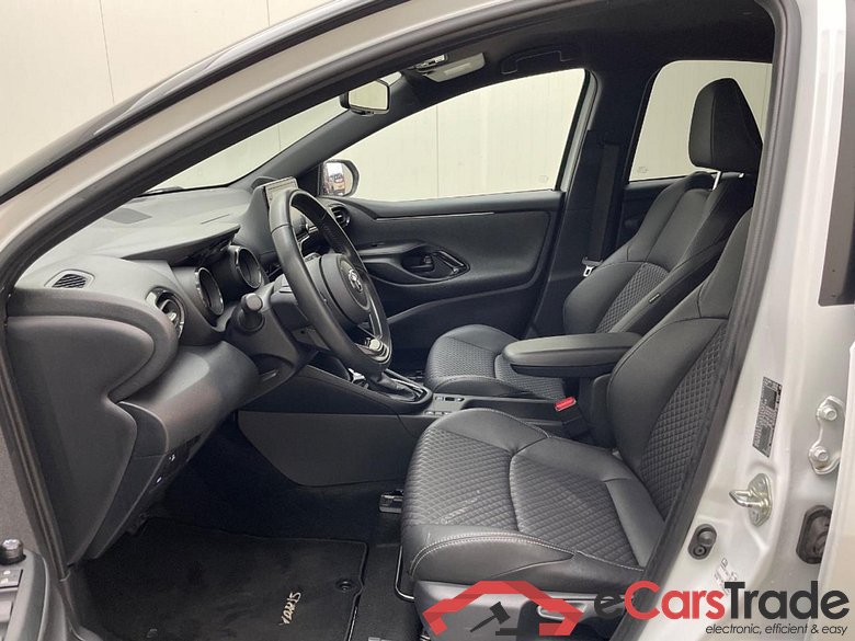 TOYOTA Yaris 1.5 Hybrid Launch Edition #5