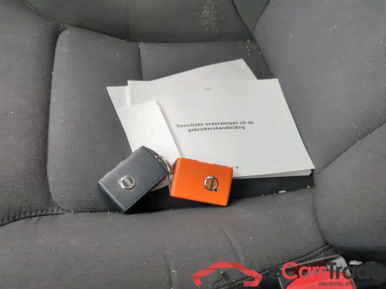 VOLVO V60 120 kW #6